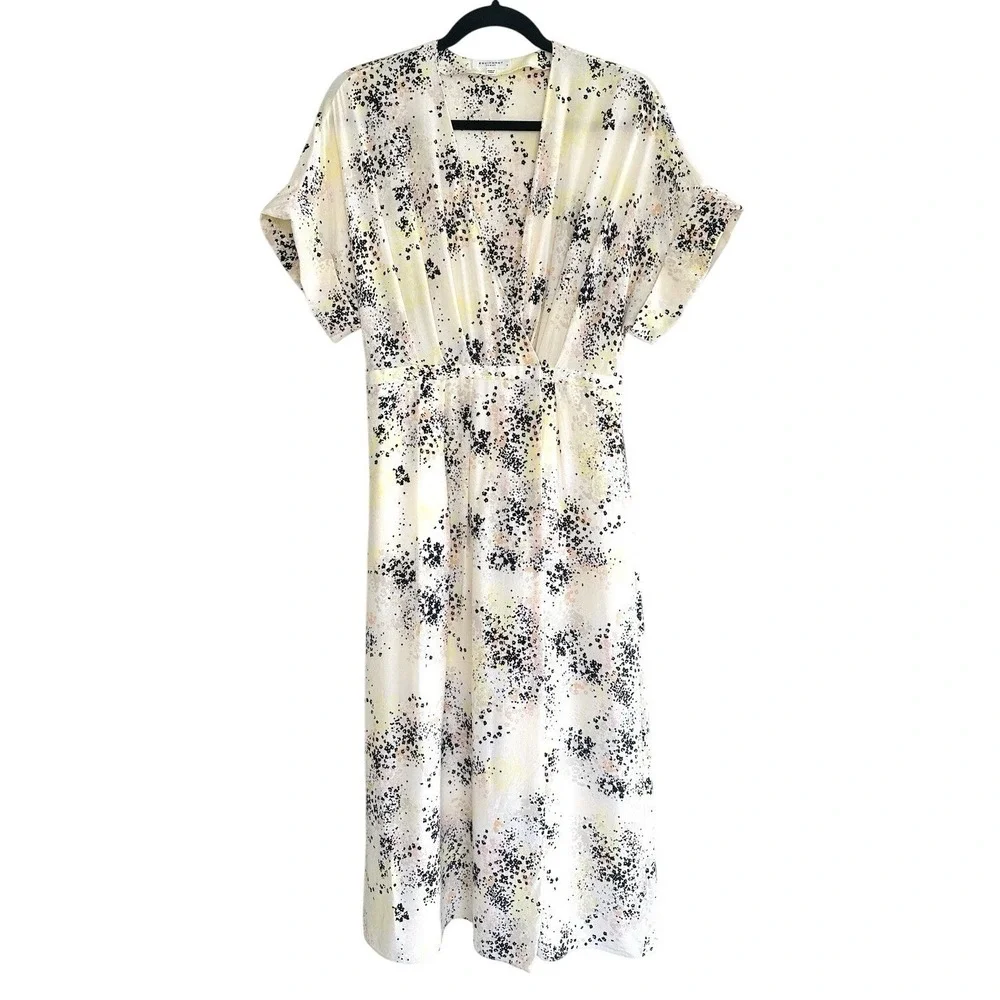 Equipment Tavine 100% Silk Wrap Dress Pockets Kimono Sleeve Abstract Floral Sz 4